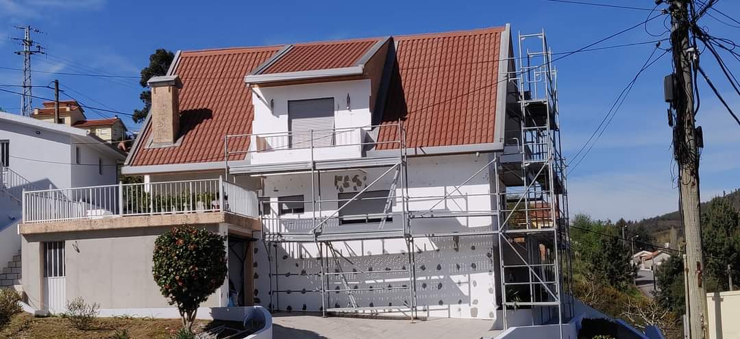 Thiago Dutra - Braga - Insulation