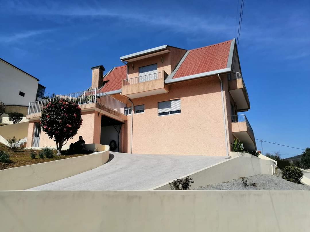 Thiago Dutra - Braga - Insulation