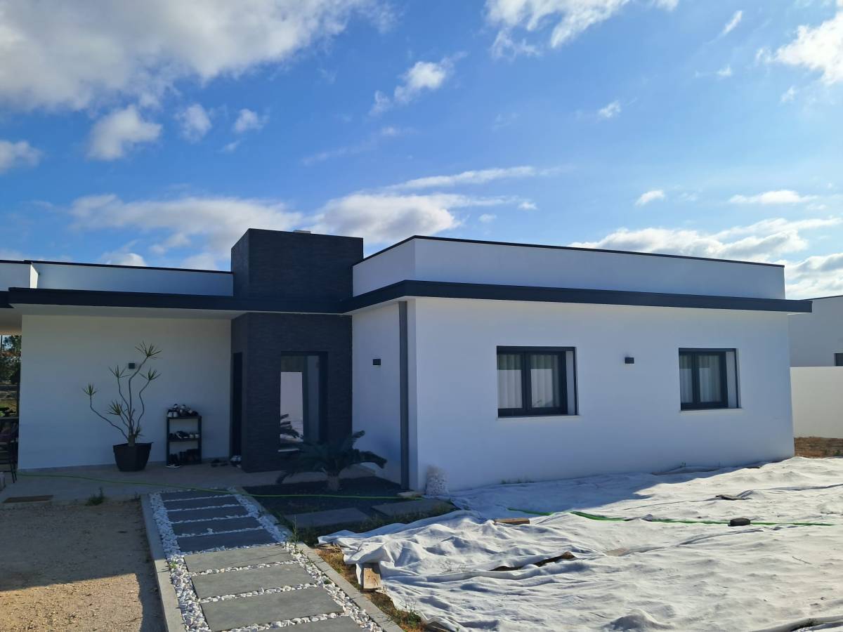 BISPO REMODELAÇÕES - Santarém - Instalação de Alcatifa