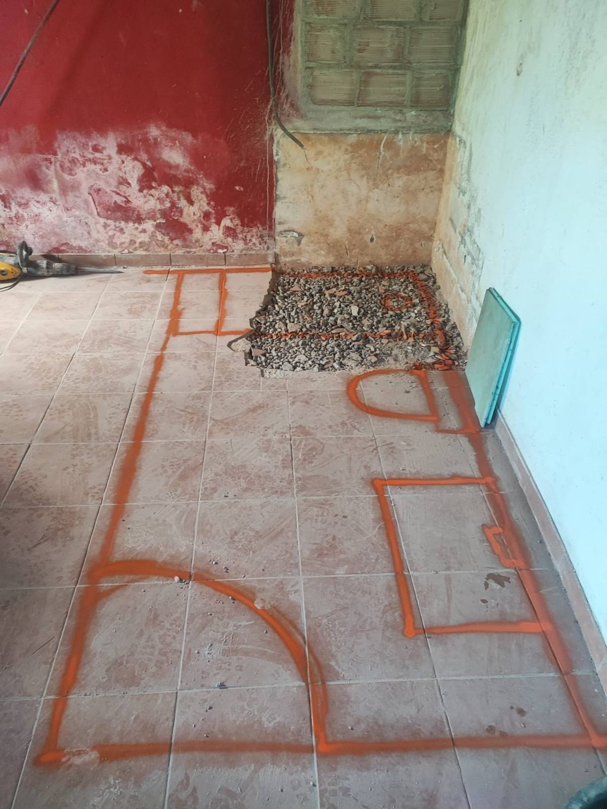 Bernardo Infante - Viseu - Construção de Parede Interior