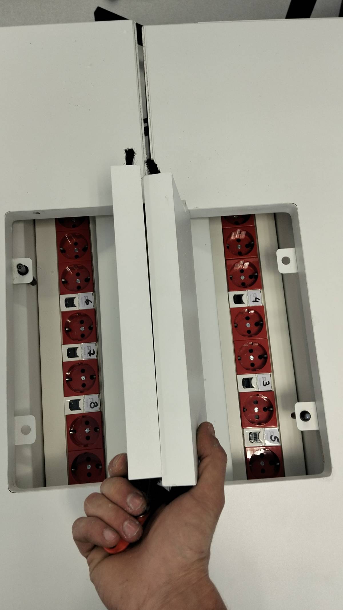 ElectriSintra - Sintra - Installation eines Stromgenerators