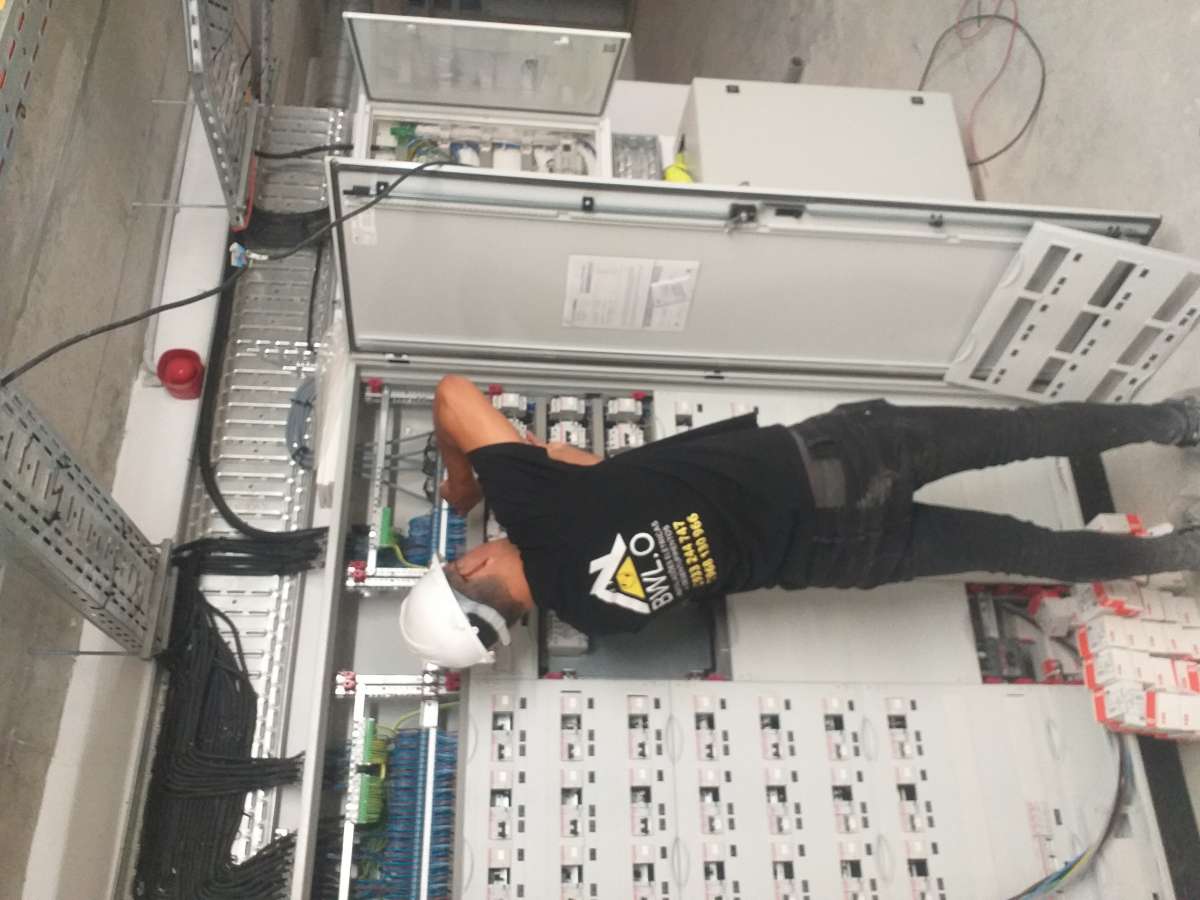 Wesley rocha - Almada - Electrical