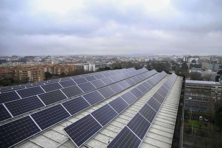 Jorge Pereira - Benavente - Instalação de Painel Solar