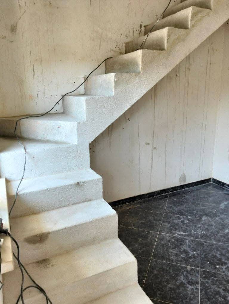 AL Contruções - Vila Franca de Xira - Reparación de suelos de vinilo o linóleo o reemplazo parcial