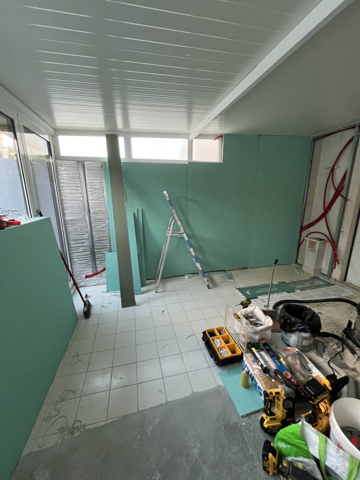 Gleisson Silva - Amadora - Limpeza de Espaço Comercial