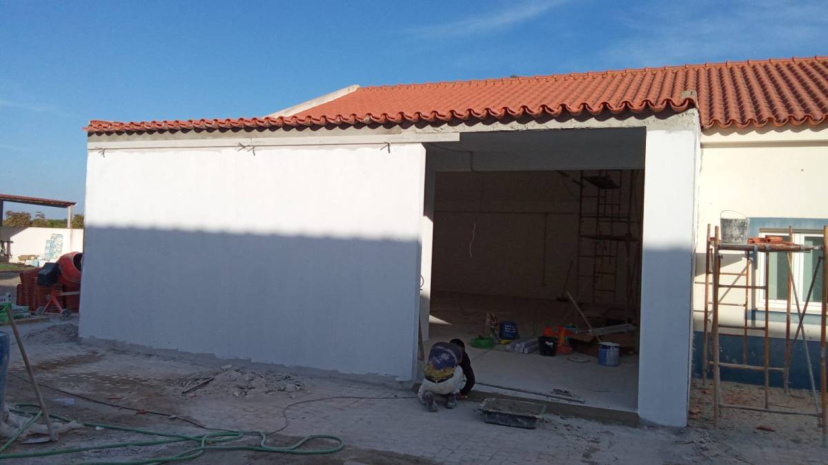 Carlos Silva - Beja - Store Renovation
