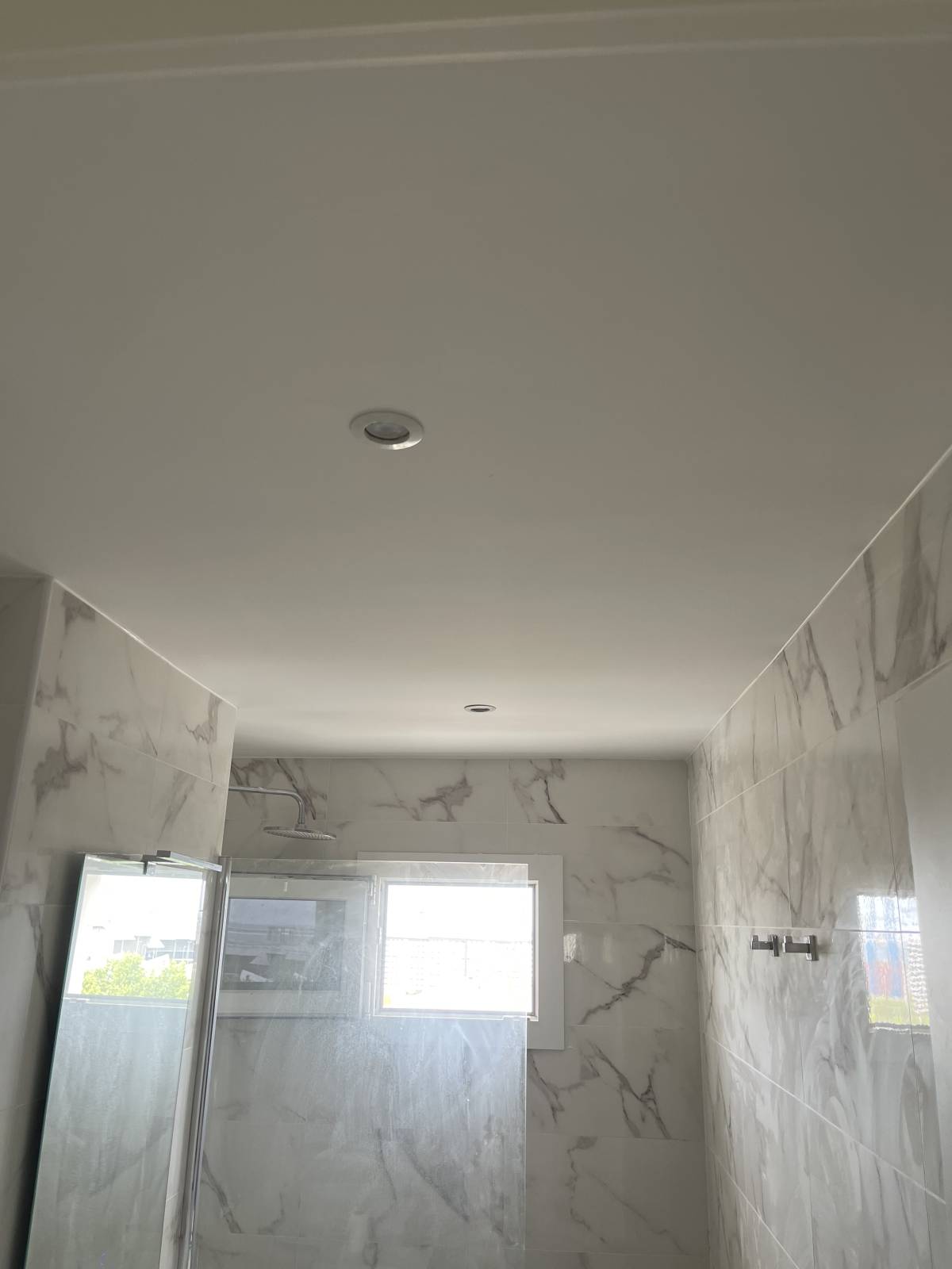 Profs Francisco - Loures - Innenwand einbauen