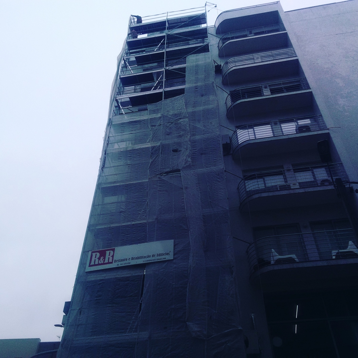 EXISTIMOS PARA O SERVIR COM RIGOR E O MÁXIMO PROFISSIONALISMO - Braga - Home Remodeling