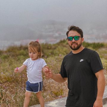 Yuri Piacheski - Marinha Grande - Instalação de Lâmpada