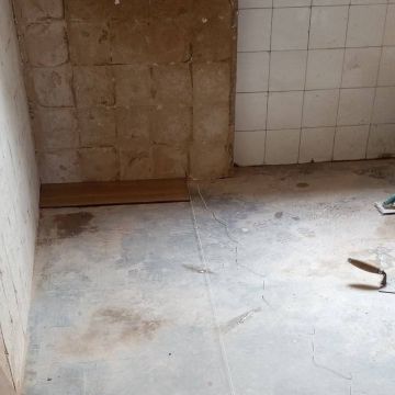 AL Contruções - Vila Franca de Xira - Instalación de vinilos o linóleos
