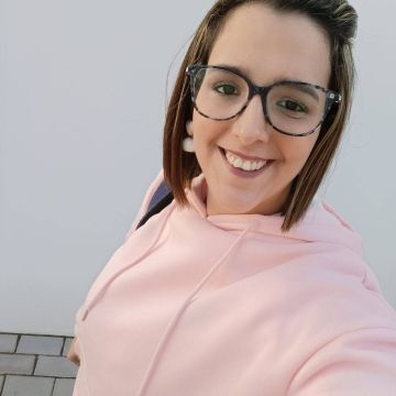 Stephanie Ferreira - Lourinhã - Deep or Spring Cleaning