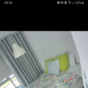 Marina Lemos - Gondomar - Kleiderschrank ordnen / organisieren