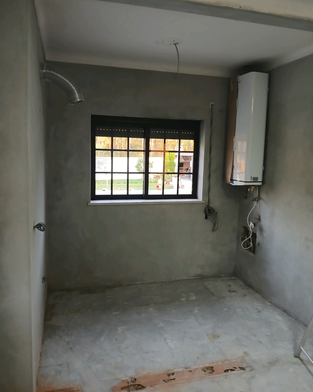 Bordon Remodelação e construção - Pombal - Switch and Outlet Installation