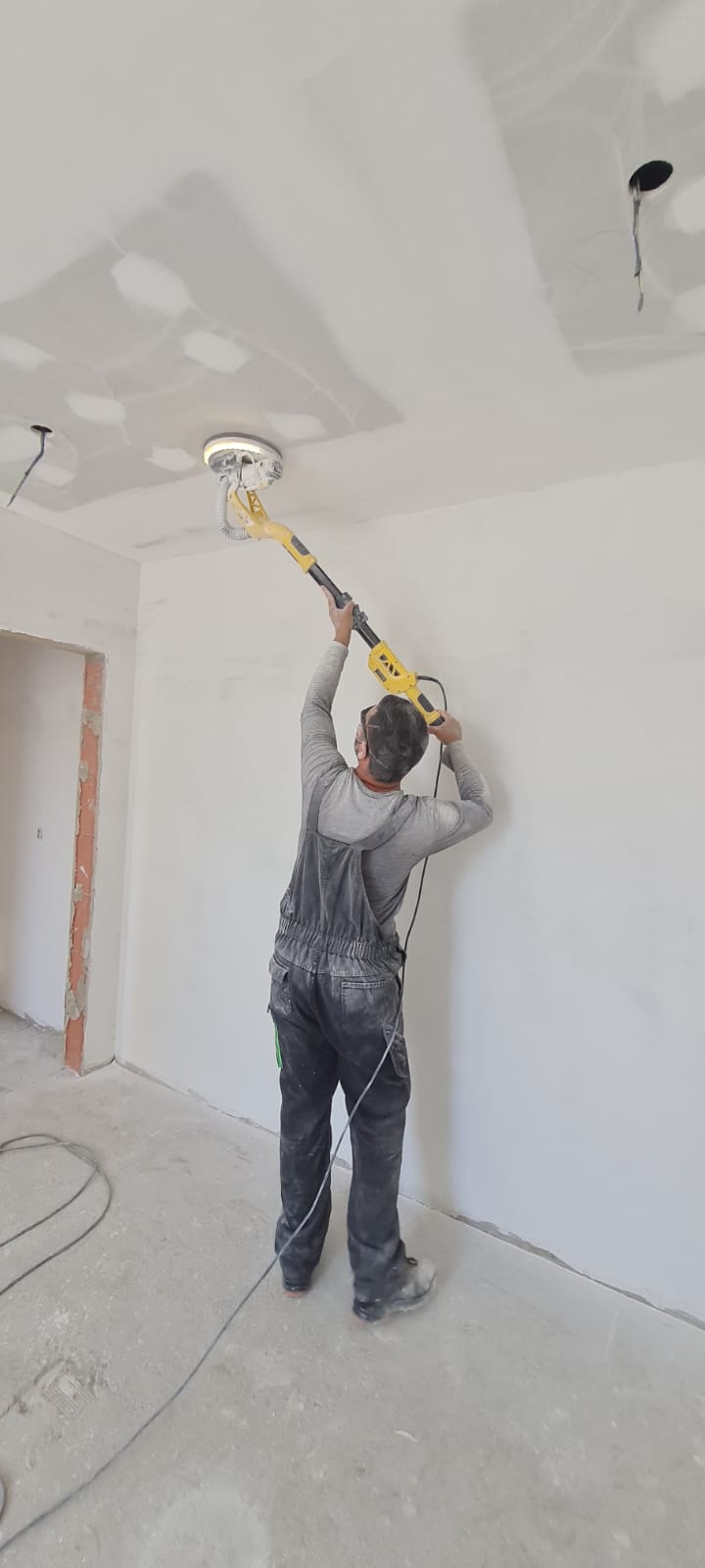 renovations and moldings,👷🏾🧱🛠️🧰 - Faro - Küche sanieren
