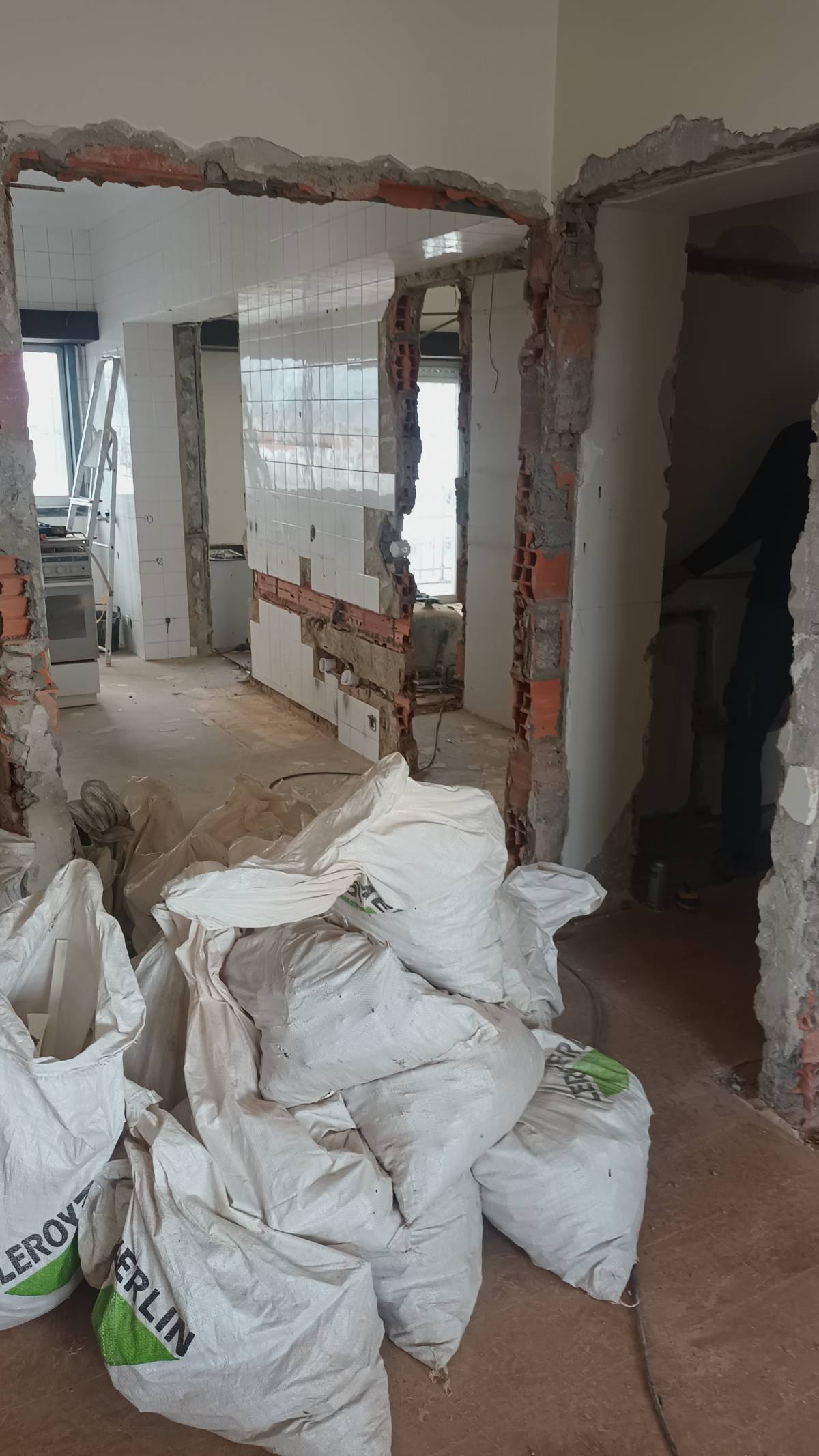 Cordeiro remodelação - Lisboa - Telefon oder Tablet-Reparatur