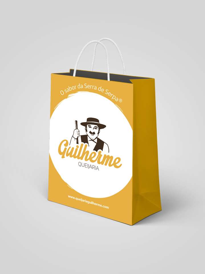 Sílvia Pinto - Graphic & Digital Designer - Coimbra - Web Design