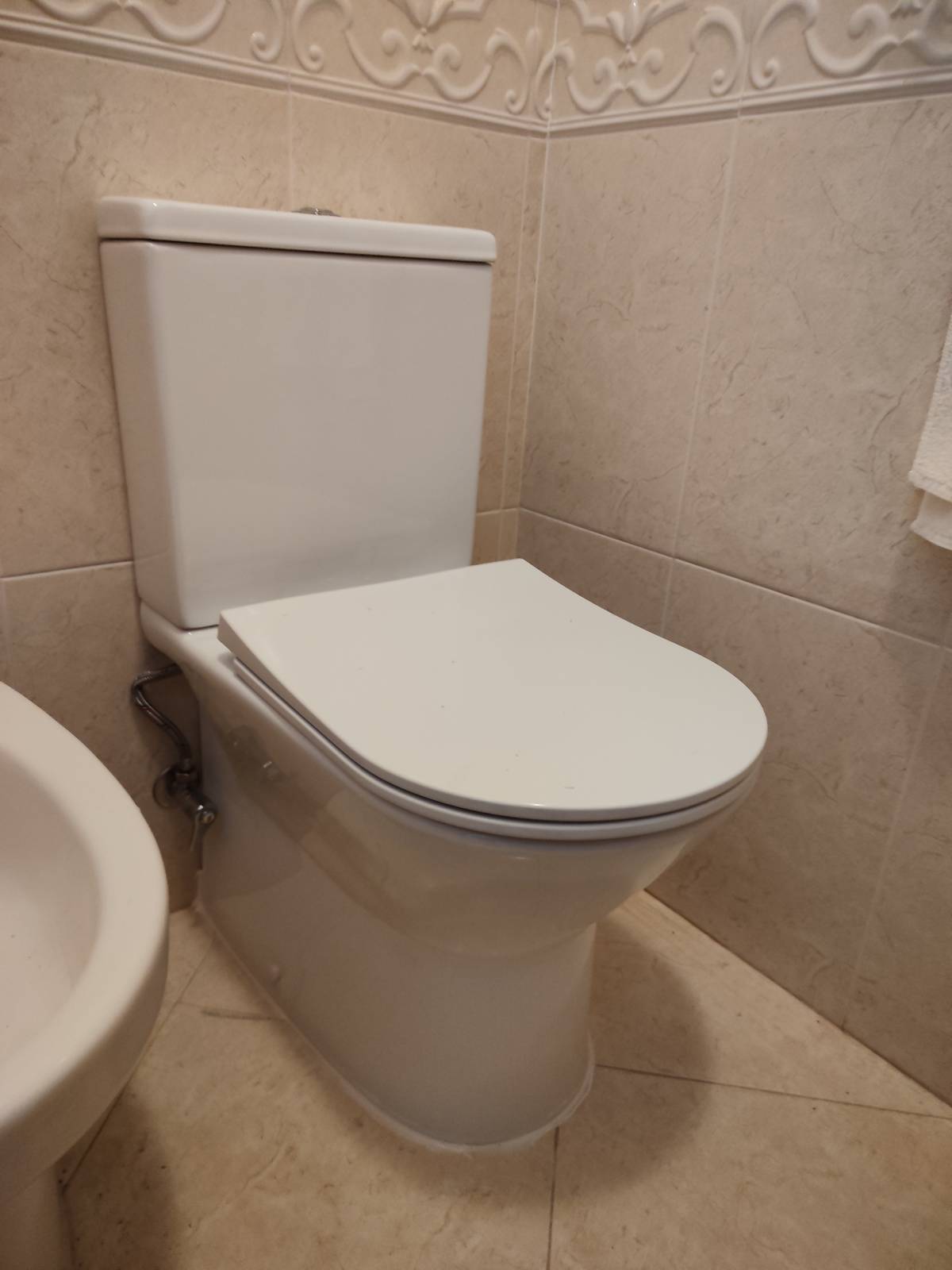 Primos Remodelações - Torres Novas - Instalação de Tubos de Canalização