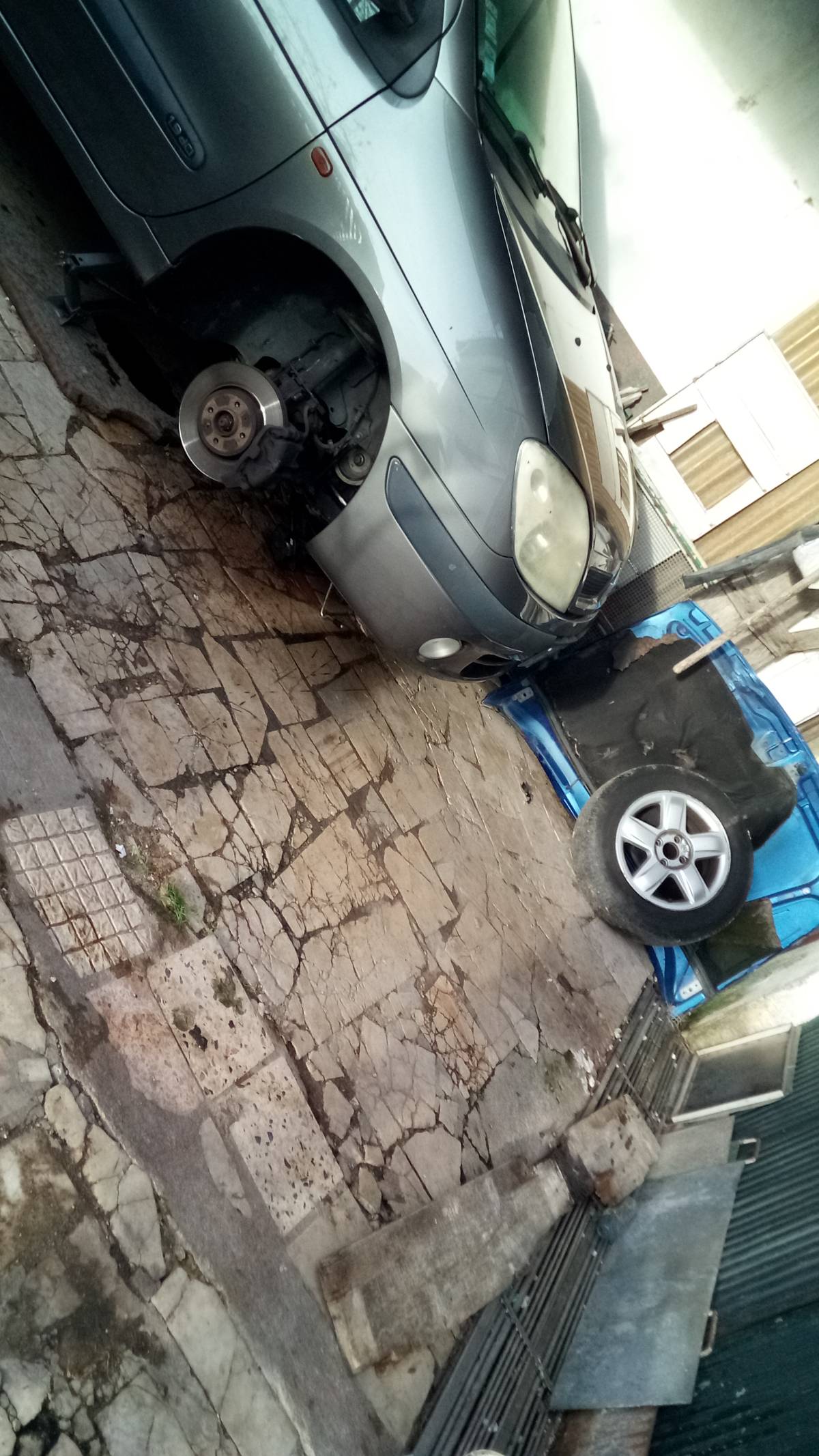 Mecânica e Mudanças - Almada - Limpeza da Casa (Recorrente)