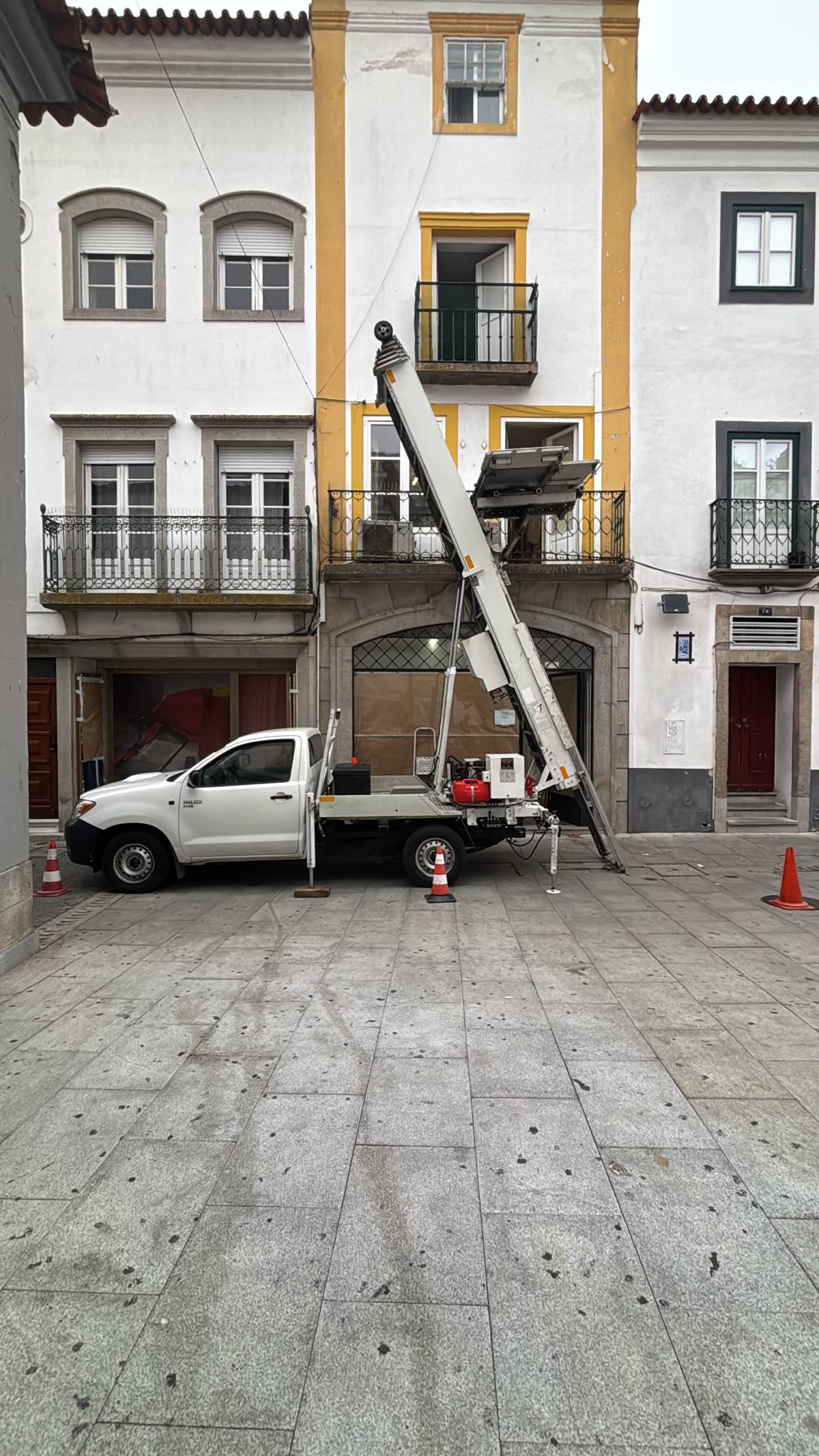 Smartbox-Évora - Évora - Fensterreinigung