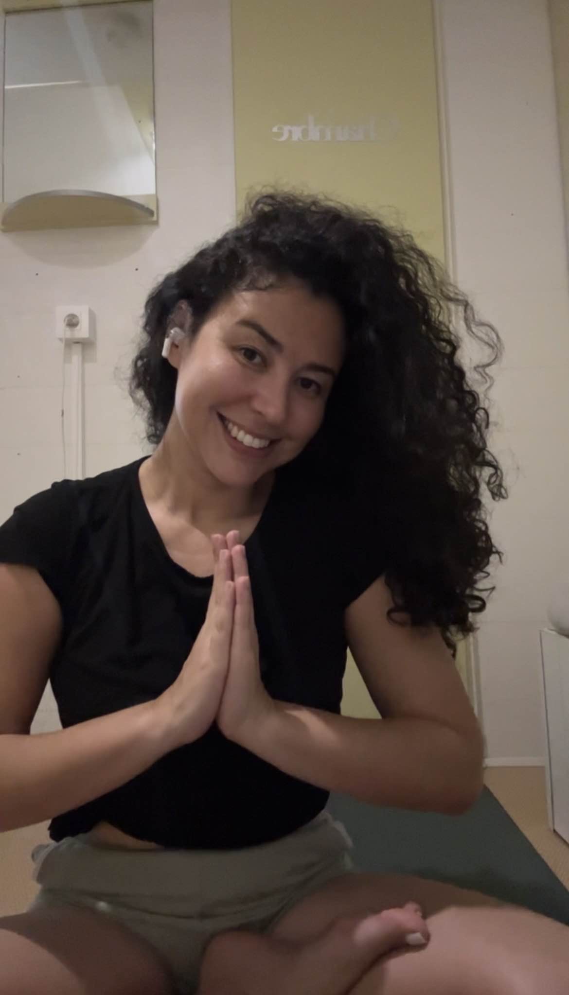 Rai Souza - Palmela - Yoga Ashtanga Vinyasa