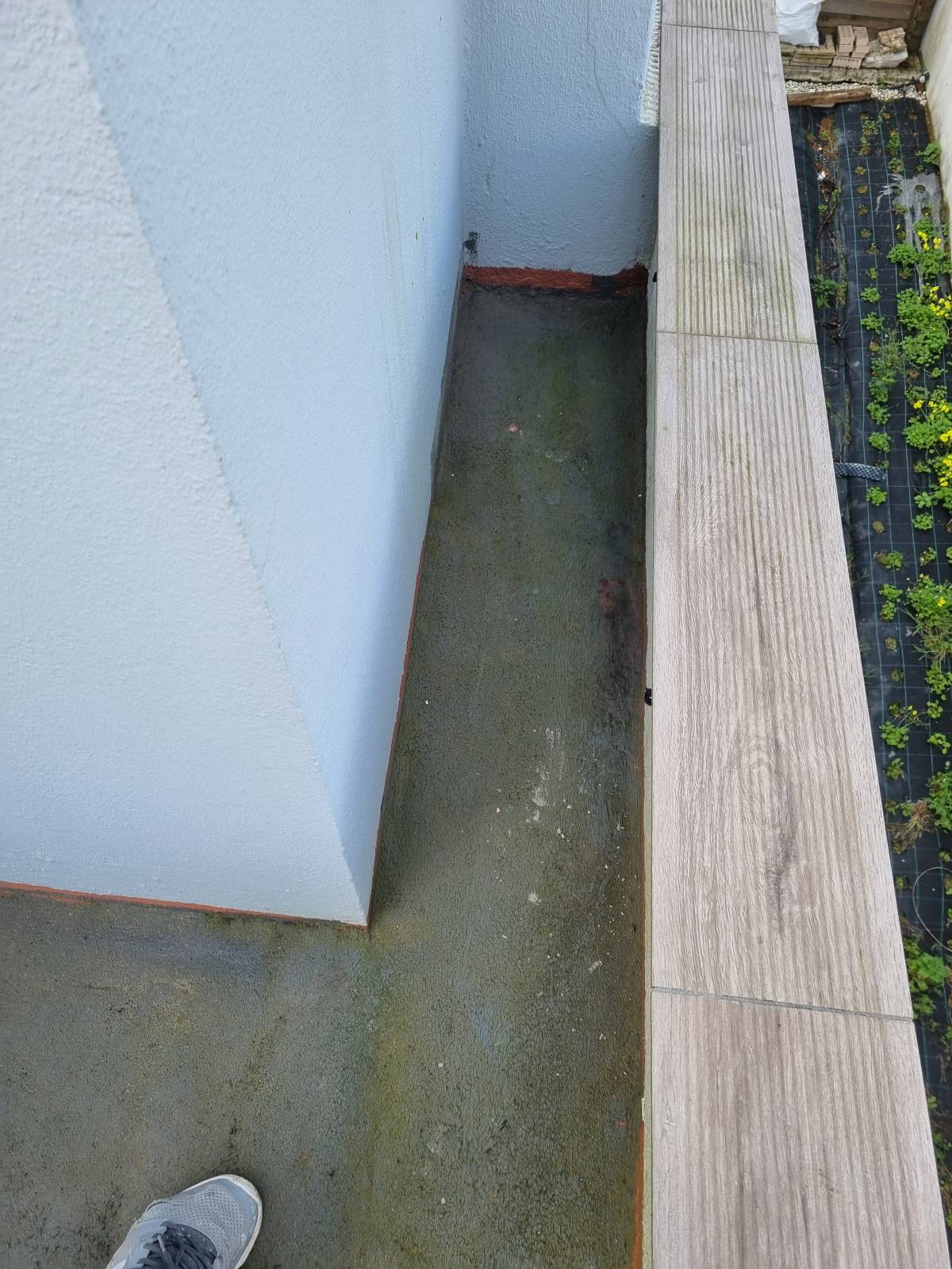 Paulo Roberto & Sue monteiro - Torres Vedras - Reparação de Azulejos