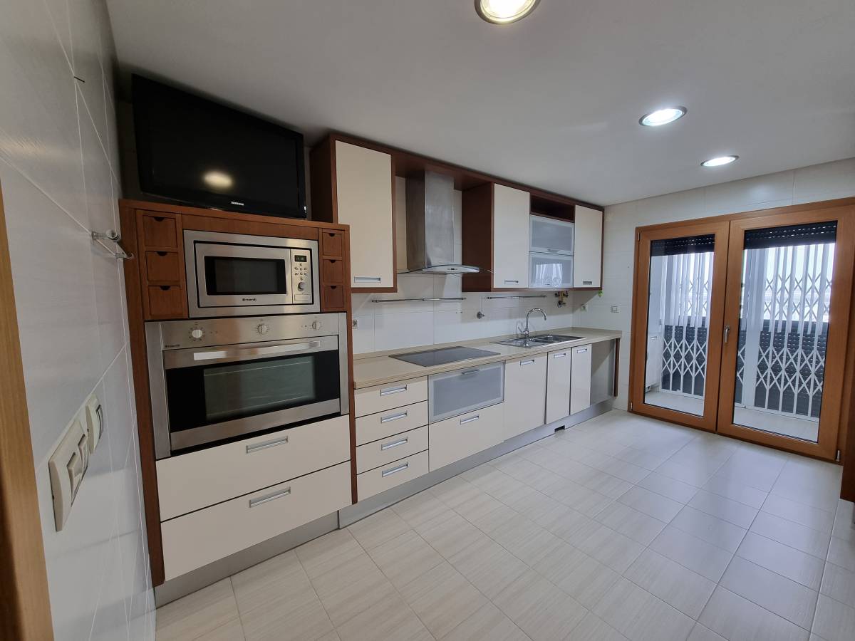 Paulo Roberto & Sue monteiro - Torres Vedras - Pintura Exterior