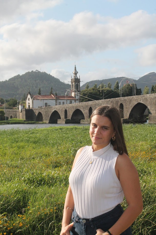 Carolina Batista - Sesimbra - Limpeza a Fundo