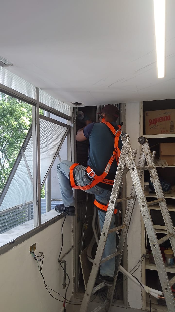 Cristian - Odivelas - Fan Installation