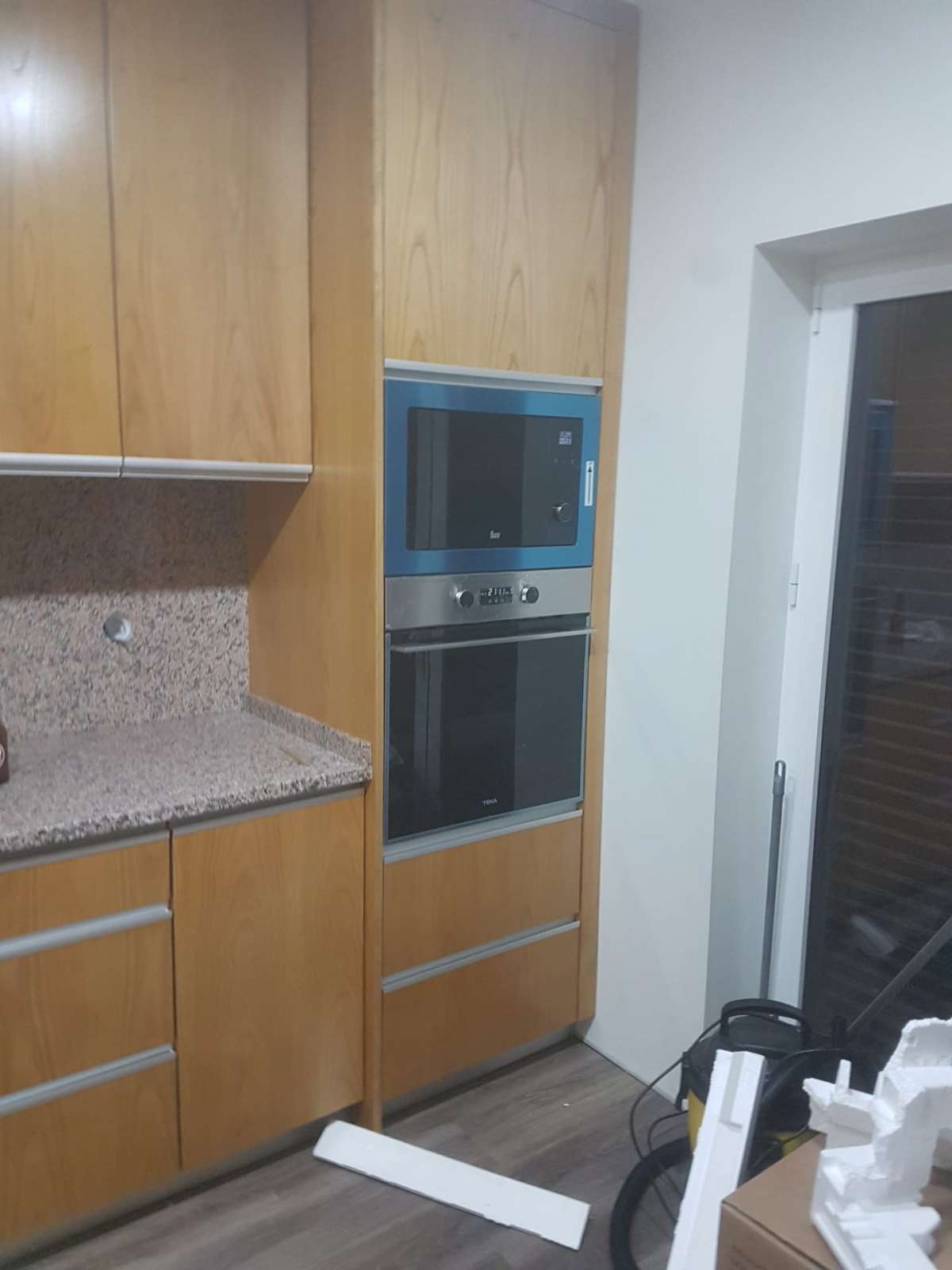Sérgio Silva - Paredes - Schrank umbauen