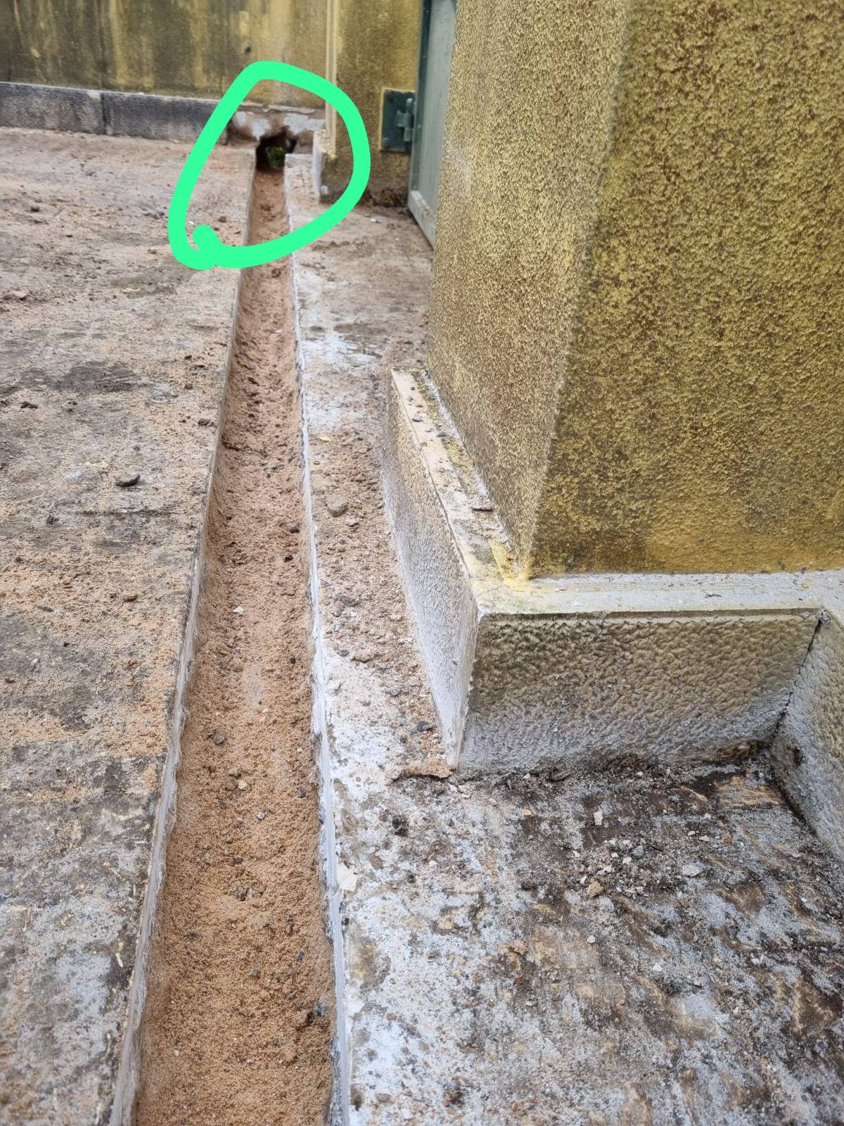 Paulo Roberto & Sue monteiro - Torres Vedras - Instalação de Bancada de Cozinha