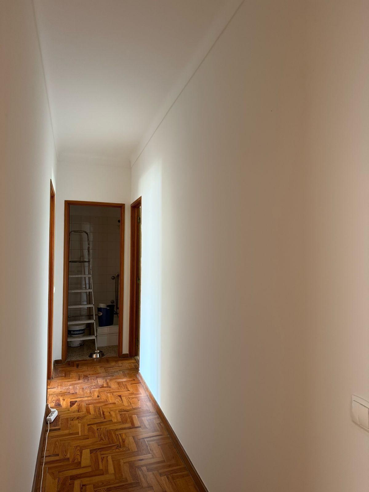 Interior Painter