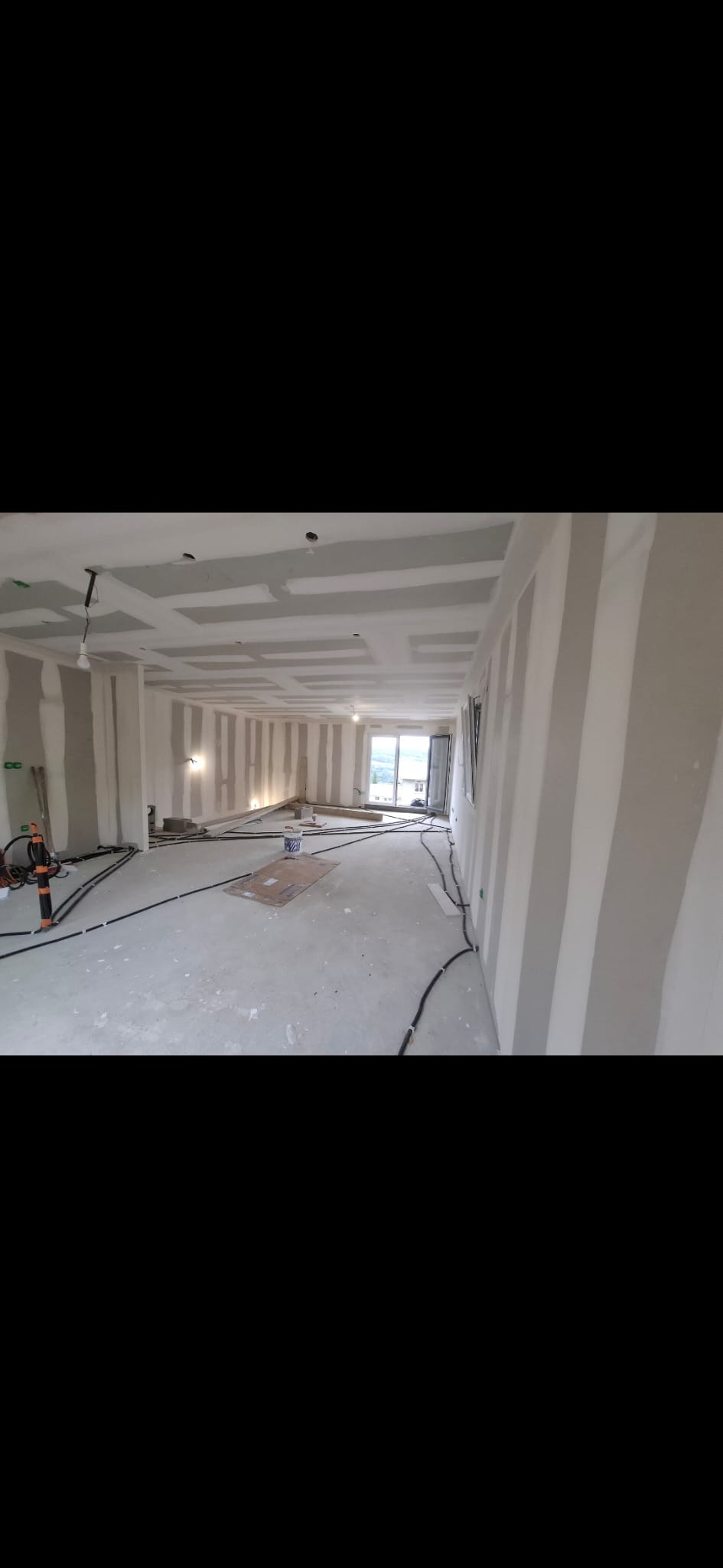 TALENTO CONFIRMADO - Leiria - Construção de Parede Interior