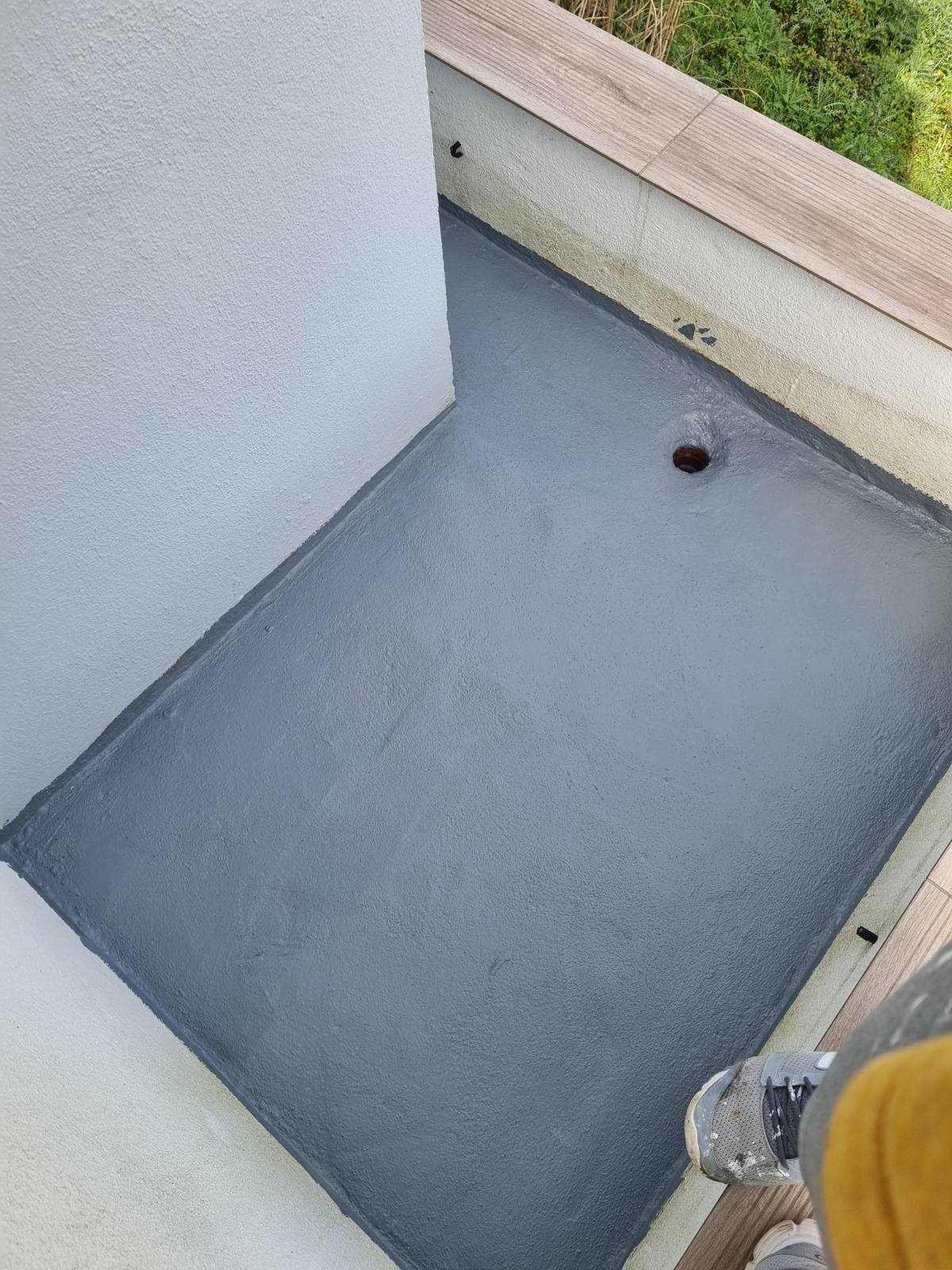 Paulo Roberto & Sue monteiro - Torres Vedras - Reparação ou Substituição de Pavimento em Pedra ou Ladrilho