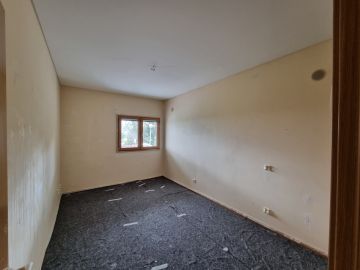 Paulo Roberto & Sue monteiro - Torres Vedras - Instalação de Cerca