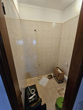 Gonçalves - Lourinhã - Nivelamento de Superfícies em Betão