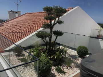 Eugeniu - Amadora - Tratamento de Relvado