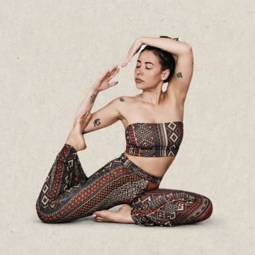 Rai Souza - Palmela - Yoga Ashtanga Vinyasa