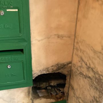 Cru'z Construção Reparação e Manutenção Residencial - Almada - Vinyl or Linoleum Repair or Partial Replacement