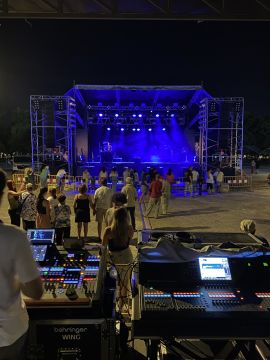 Eventos & Cia - Moita - Lampeninstallation