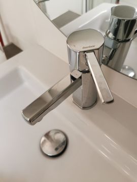 Canalizador (Reparação de Lavatório e Torneira)