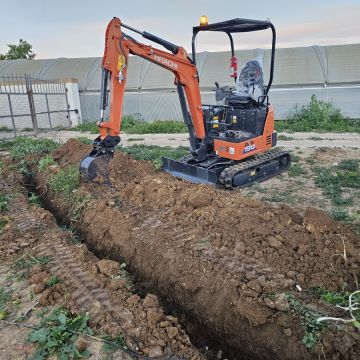 Serviço de Bobcat - LARANJAIRRESISTIVEL lda - Albufeira
