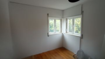 Paulo Roberto & Sue monteiro - Torres Vedras - Montagem de  Cama