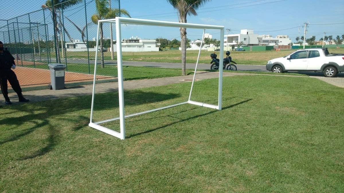 O especialista Pedro Barbosa - Odivelas - Gazebo Installation
