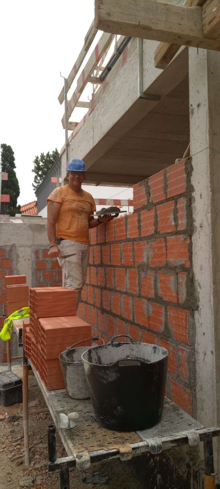 Francisco Garces Oro - Cascais - Roof Installation or Replacement