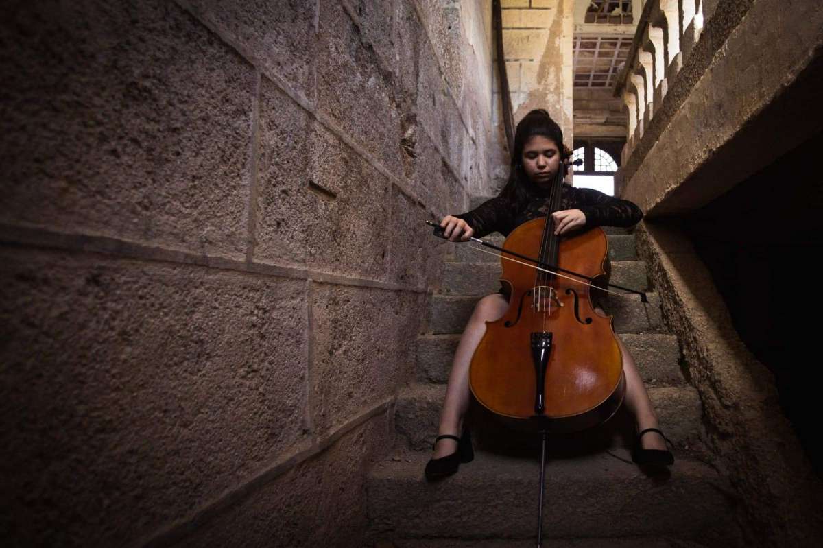 Camila Nascimento - Covilhã - Entretenimento com Músico a Solo