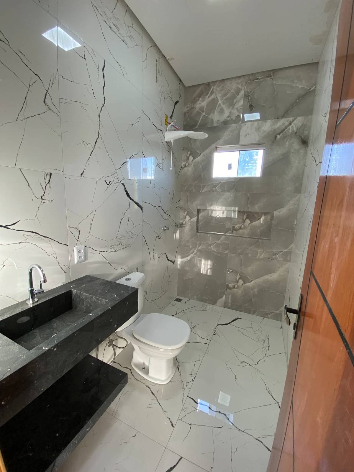 Ferreira e Oro construção - Cascais - Instalação ou Substituição de Telhado