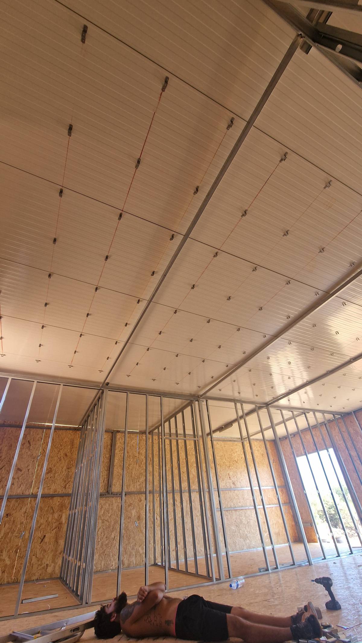Algarbuild - Albufeira - Trockenbau reparieren und Oberflächenstruktur geben