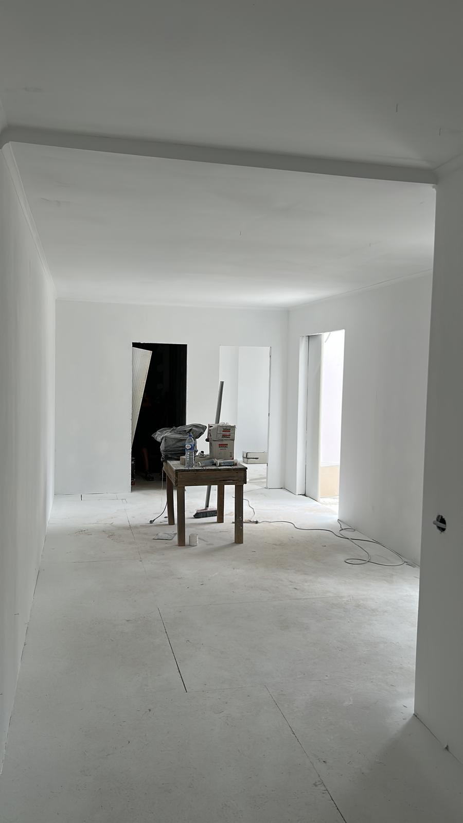 Algarbuild - Albufeira - Trockenbau und Aufhängen von Trockenbauwänden
