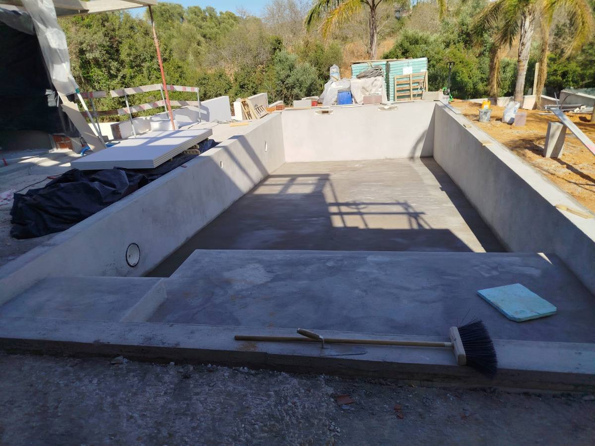 Tribo Salgada Construção Unipessoal LDA - Caldas da Rainha - Pool Table Assembly