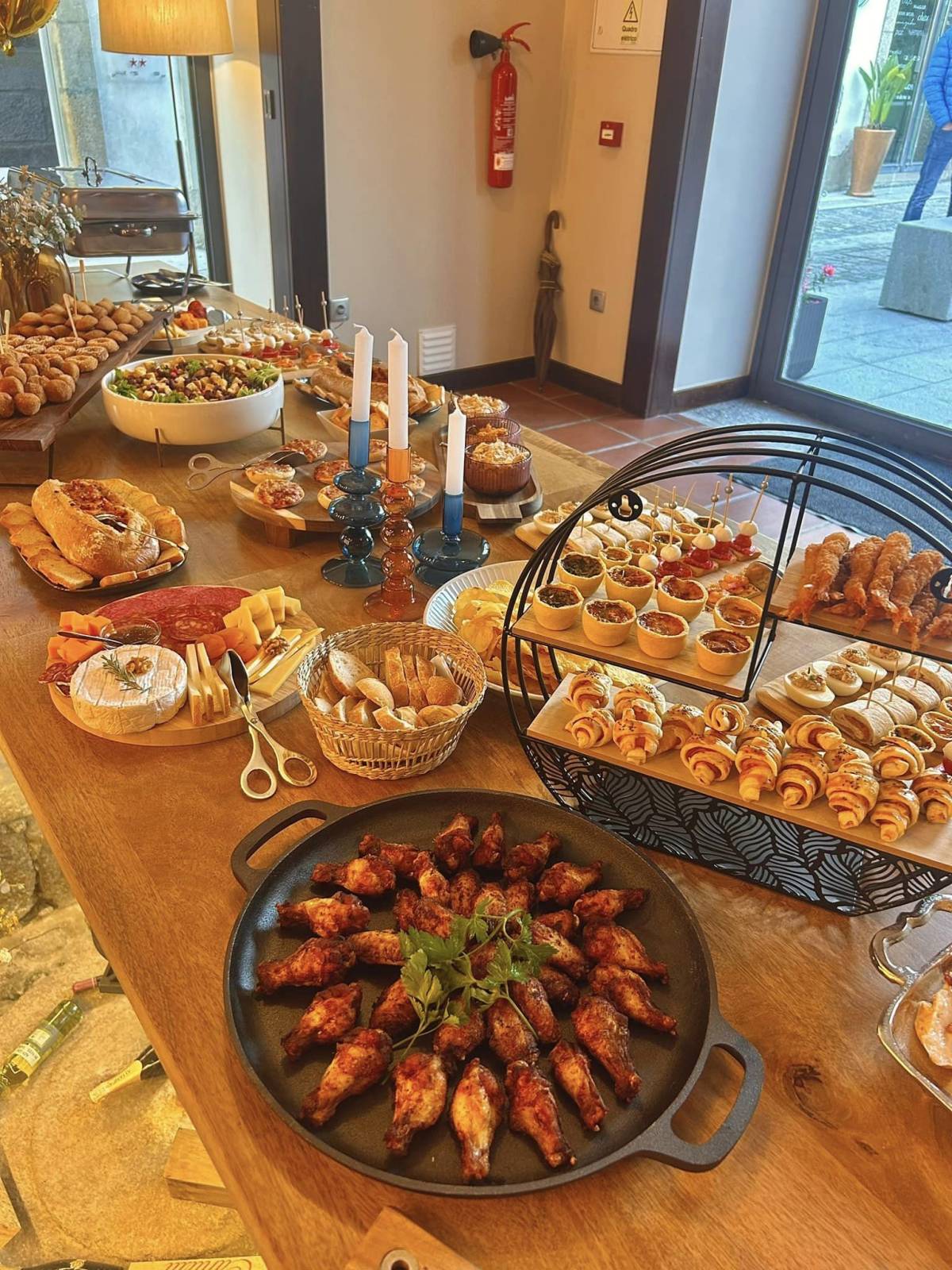 Dona Laura Catering - Ponte da Barca - Catering Services